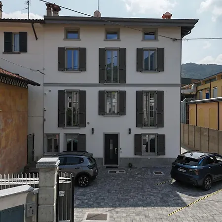 Apartmán Spazio Perlasca 3 - *